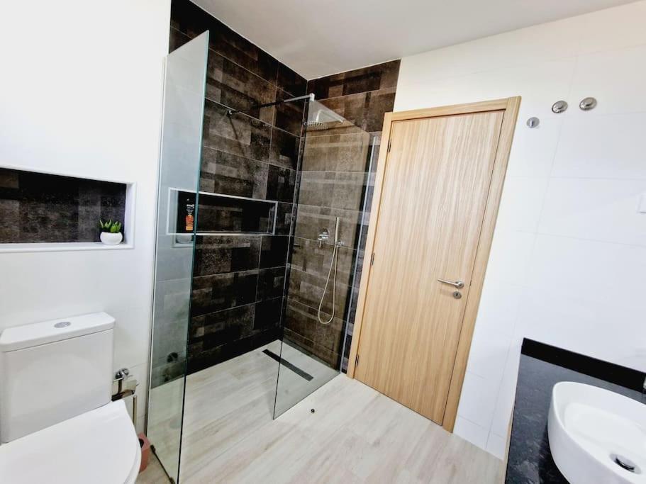 شقة Apartamento Encantador Com Piscina E Vista Mar برايا المظهر الخارجي الصورة